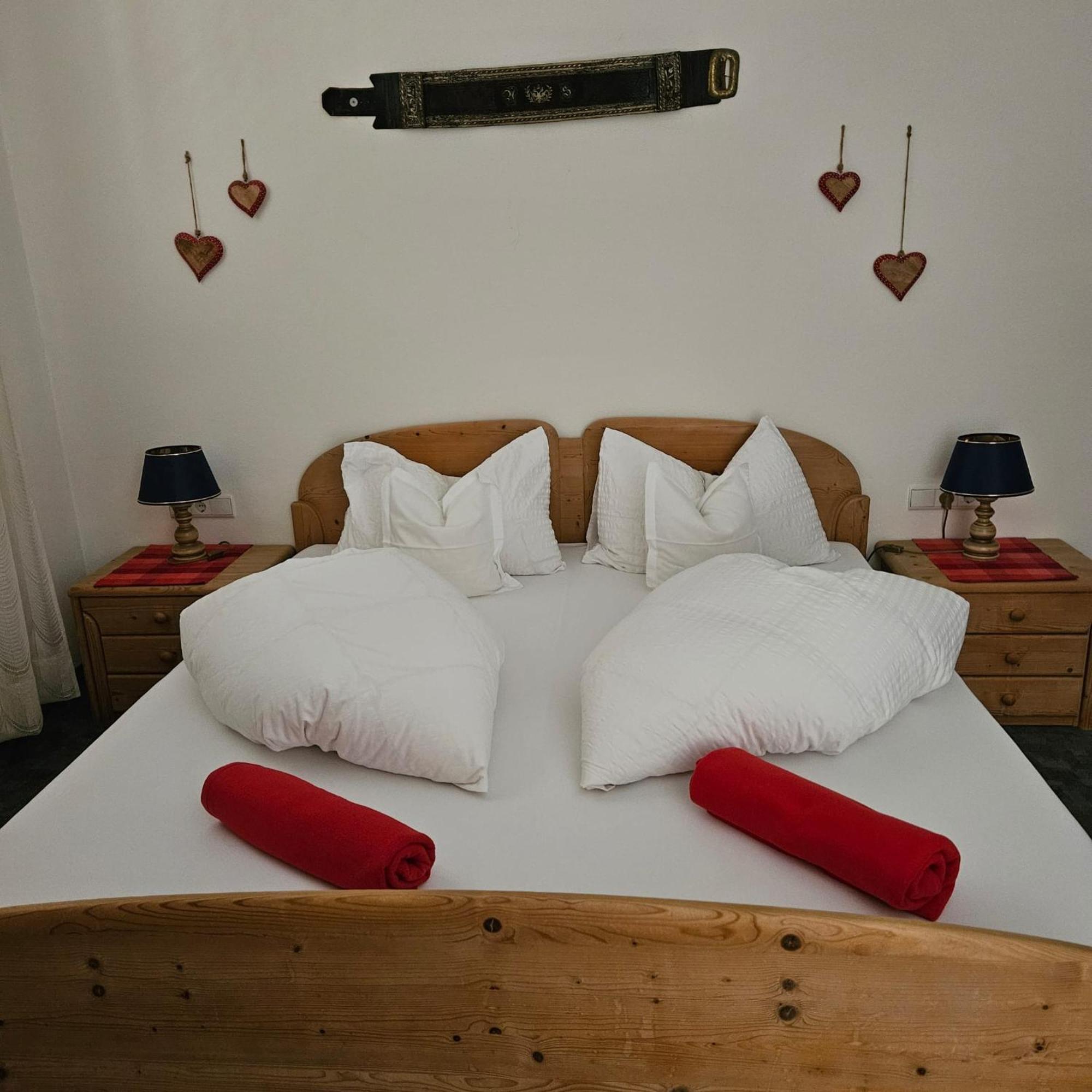 Garni Unterwegguetl Bed & Breakfast Naturns Ngoại thất bức ảnh